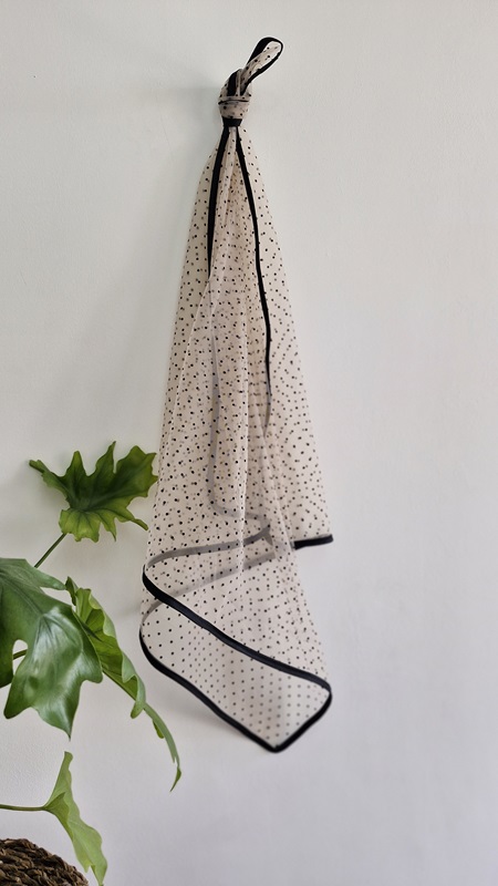 مینی اسکارف خال مخمل